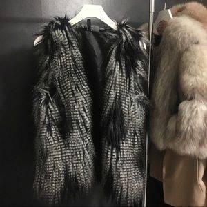 H&M Divided Womens Faux Fur Vest Gray